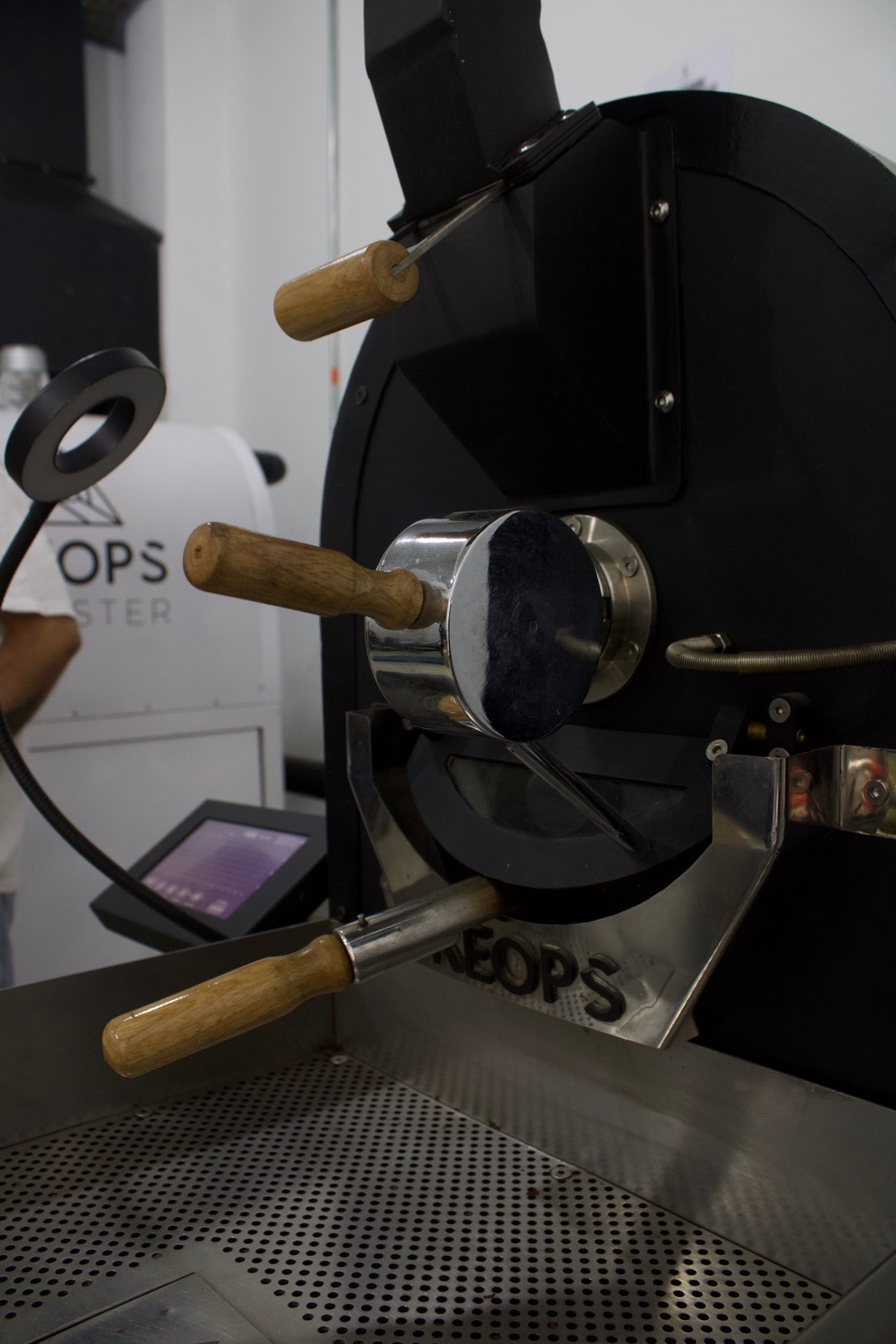 Roaster controls in the Misia Rosa roastery